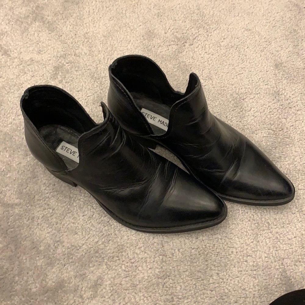 Steve Madden booties!!